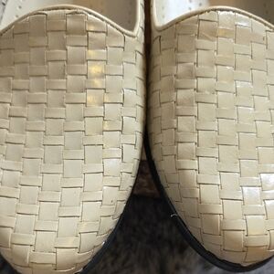 Trotters Leather Light Tan beige cream Basket Weave Woven Loafers size 8